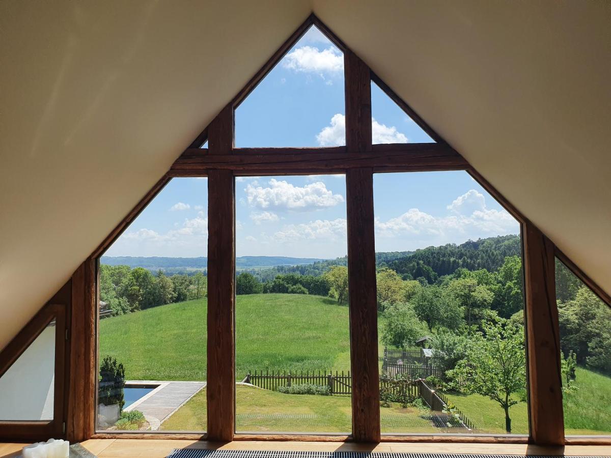 Апартаменты Sunrise Retreat Блумау ин Штайермарк Экстерьер фото